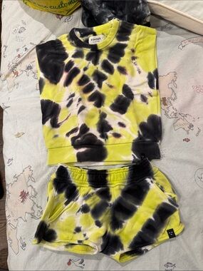 Finger In The Nose Neon Yellow and Black Tie-Dye Sweater